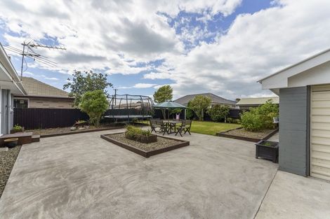 Photo of property in 77 Bridge Street, New Brighton, Christchurch, 8062