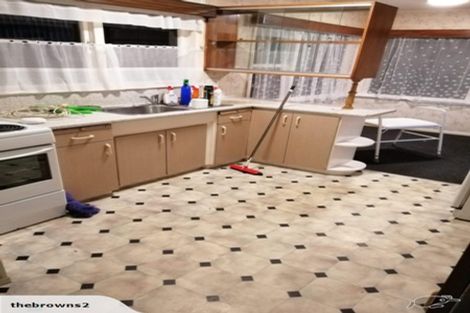 Photo of property in 24 Eastdale Road, Avondale, Auckland, 1026