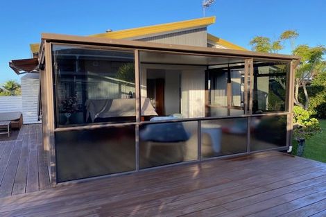 Photo of property in 2/83 Bramley Drive, Farm Cove, Auckland, 2012