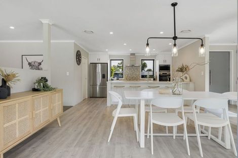 Photo of property in 5 South Oaks Close, Pukemoremore, Cambridge, 3493