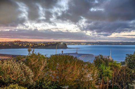 Photo of property in 88 Tiri Road, Tindalls Beach, Whangaparaoa, 0930