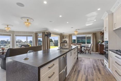 Photo of property in 9a Manukaka Heights, Hurdon, New Plymouth, 4310