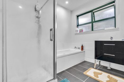 Photo of property in 92 Fisher Crescent, Otara, Auckland, 2023