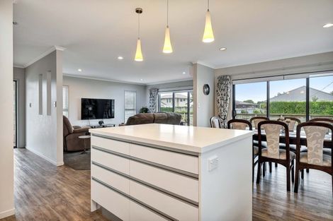 Photo of property in 26 Puni Street, Fitzroy, New Plymouth, 4312