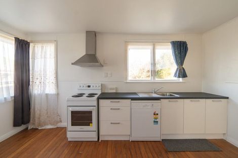 Photo of property in 7a Butler Place, Fairfield, Hamilton, 3214