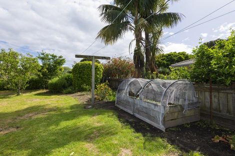 Photo of property in 2 Douglas Street, Okitu, Gisborne, 4010