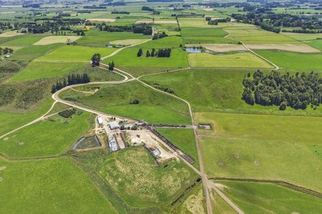 Photo of property in 1968 Kimbolton Road, Kiwitea, Feilding, 4777
