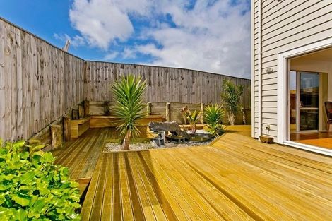 Photo of property in 26 Ballyboe Place, Pinehill, Auckland, 0632