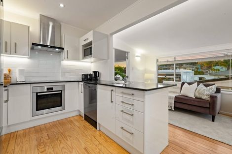 Photo of property in 116 Moore Street, Hillcrest, Auckland, 0627