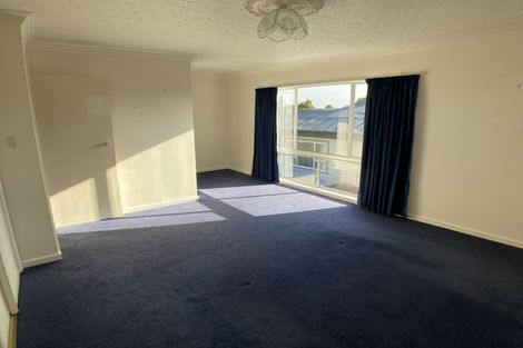 Photo of property in 55 Winters Road, Redwood, Christchurch, 8051
