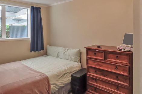 Photo of property in 111 Kamahi Street, Stokes Valley, Lower Hutt, 5019