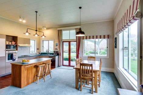 Photo of property in 2412 Kahuranaki Road, Elsthorpe, Havelock North, 4295