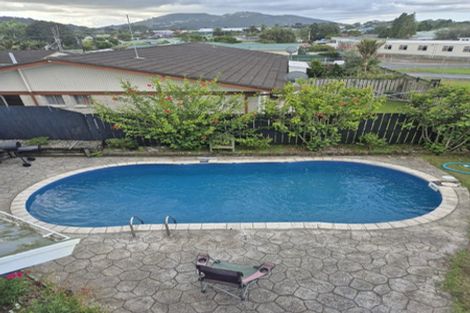 Photo of property in 12 Lincoln Place, Levin, 5510