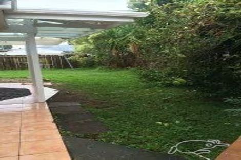 Photo of property in 2/56 Northcote Road, Northcote, Auckland, 0627