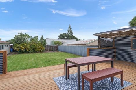 Photo of property in 85 Atkinson Avenue, Otaki Beach, Otaki, 5512