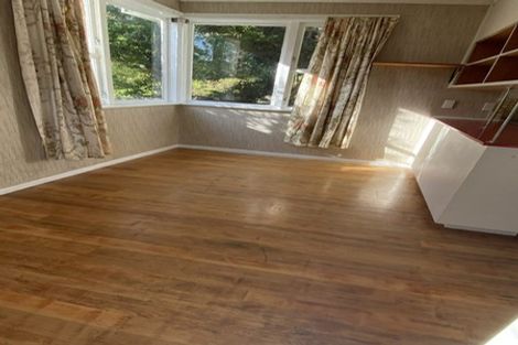 Photo of property in 28 Papakowhai Road, Papakowhai, Porirua, 5024