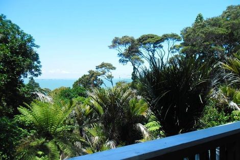 Photo of property in 45 Takahe Road, Titirangi, Auckland, 0604