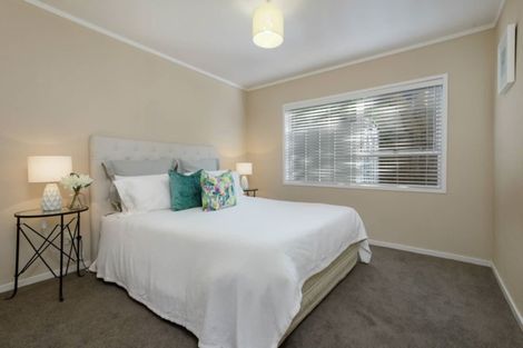 Photo of property in 148 Bleakhouse Road, Mellons Bay, Auckland, 2014