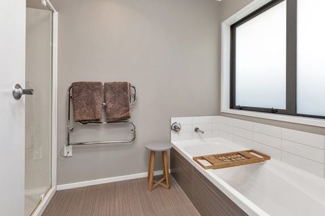 Photo of property in 3 Sando Way, One Tree Point, 0118