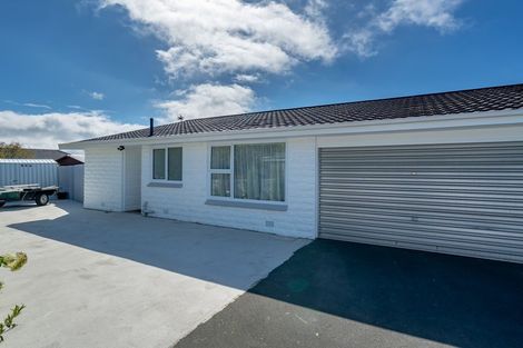 Photo of property in 99a Easther Crescent, Kew, Dunedin, 9012