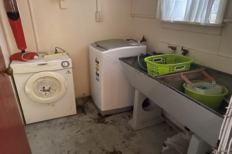 Photo of property in 4-5a Gibson Court, Roslyn, Palmerston North, 4414