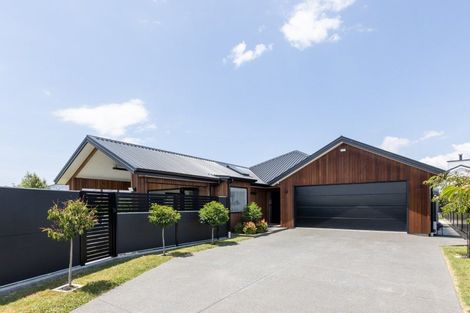 Photo of property in 5 Rich Rise, Havelock North, 4130