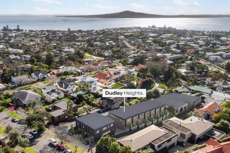 Photo of property in 6/32 Dudley Road, Mission Bay, Auckland, 1071