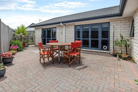 Photo of property in 50 Diomede Glade, Flagstaff, Hamilton, 3210