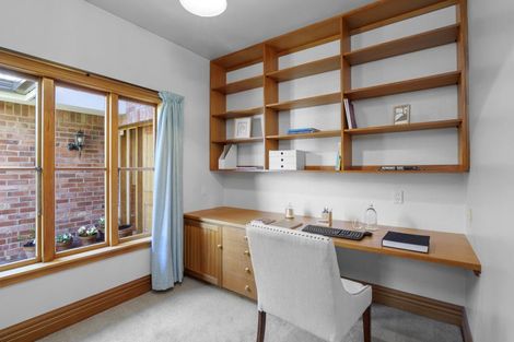 Photo of property in 25 Peel Street, Strowan, Christchurch, 8052