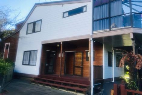 Photo of property in 76 Seaview Road, Paremata, Porirua, 5024