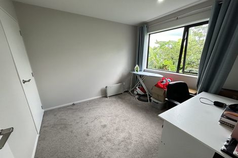 Photo of property in 5/30 West Coast Road, Glen Eden, Auckland, 0602