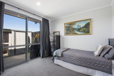 Photo of property in Waterview Estate, 26/4 Greystone Place, Omokoroa, 3114