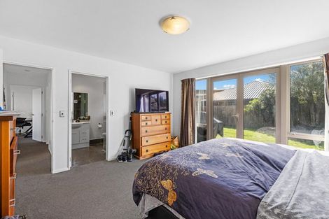Photo of property in 562 Bower Avenue, Parklands, Christchurch, 8083
