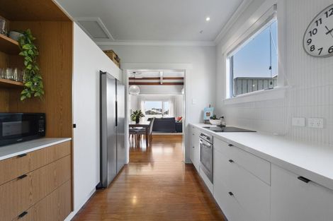 Photo of property in 26 Mclean Street, Strandon, New Plymouth, 4312