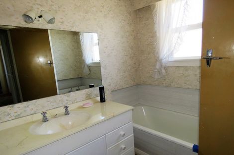 Photo of property in 9 River Road, Hector, 7822