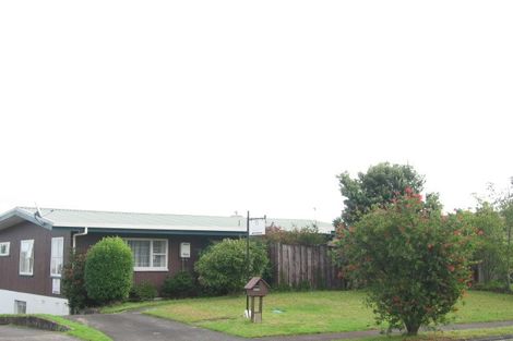 Photo of property in 46 Ellesmere Crescent, Pakuranga Heights, Auckland, 2010