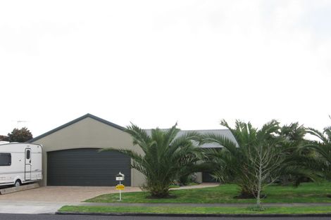 Photo of property in 9 Newfield Drive, Fairview Downs, Hamilton, 3214