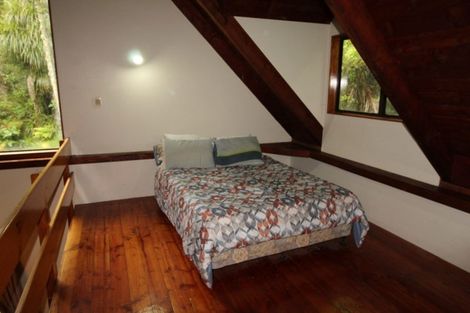 Photo of property in 108 Hinau Road, Waimauku, 0881