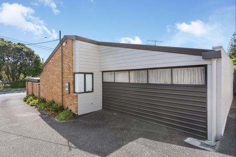 Photo of property in 1/4 Omana Road, Milford, Auckland, 0620