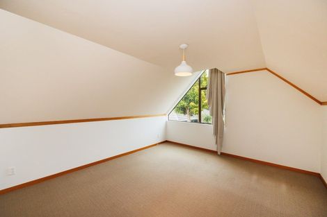 Photo of property in 2 Montgomery Terrace, Hokowhitu, Palmerston North, 4410