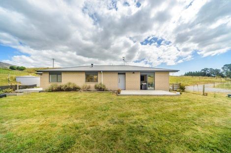 Photo of property in 149 Albert Road, Tokomaru, Palmerston North, 4474