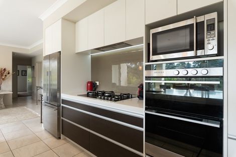 Photo of property in 8 Skippers Close, Haruru, 0204