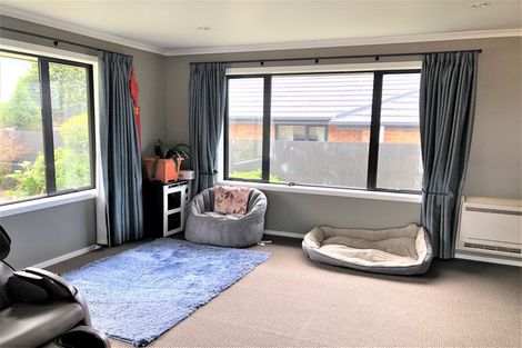 Photo of property in 760 Main North Road, Belfast, Christchurch, 8051
