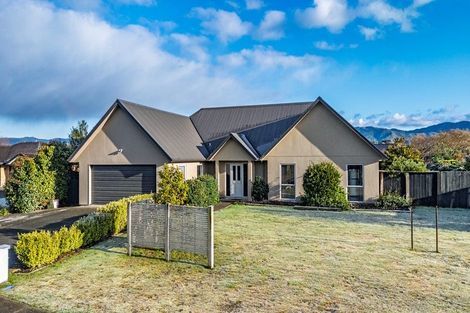 Photo of property in 23 Carrington Drive, Carterton, 5713