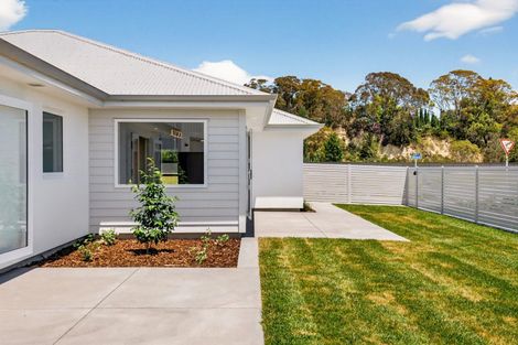 Photo of property in 2 Mohaka Street, Poraiti, 4112