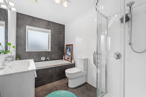 Photo of property in 9 Ruth Craig Place, Stanmore Bay, Whangaparaoa, 0932