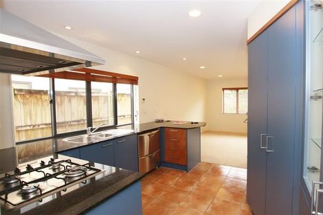 Photo of property in 27a Kelvin Hart Drive, East Tamaki, Auckland, 2013