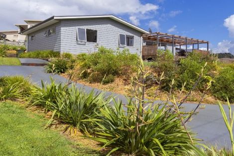 Photo of property in 21 Molesworth Drive, Mangawhai, 0505