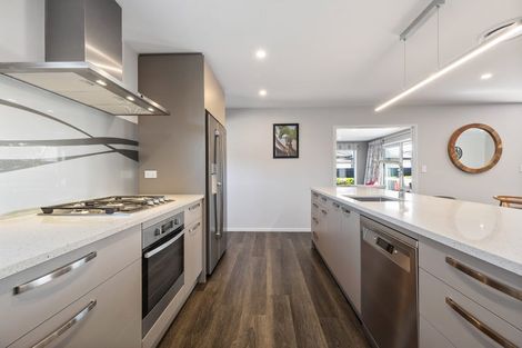 Photo of property in 8 Whincops Road, Halswell, Christchurch, 8025