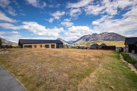 Photo of property in 19 Falconer Rise, Jacks Point, Queenstown, 9371